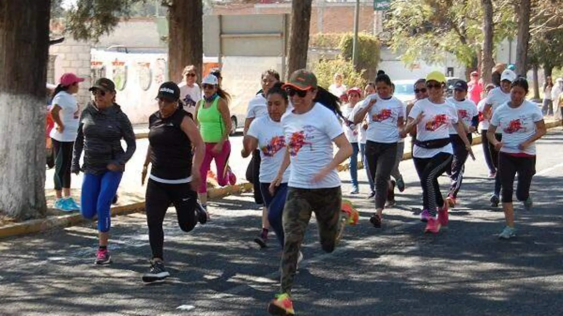 CARRERA MUJER